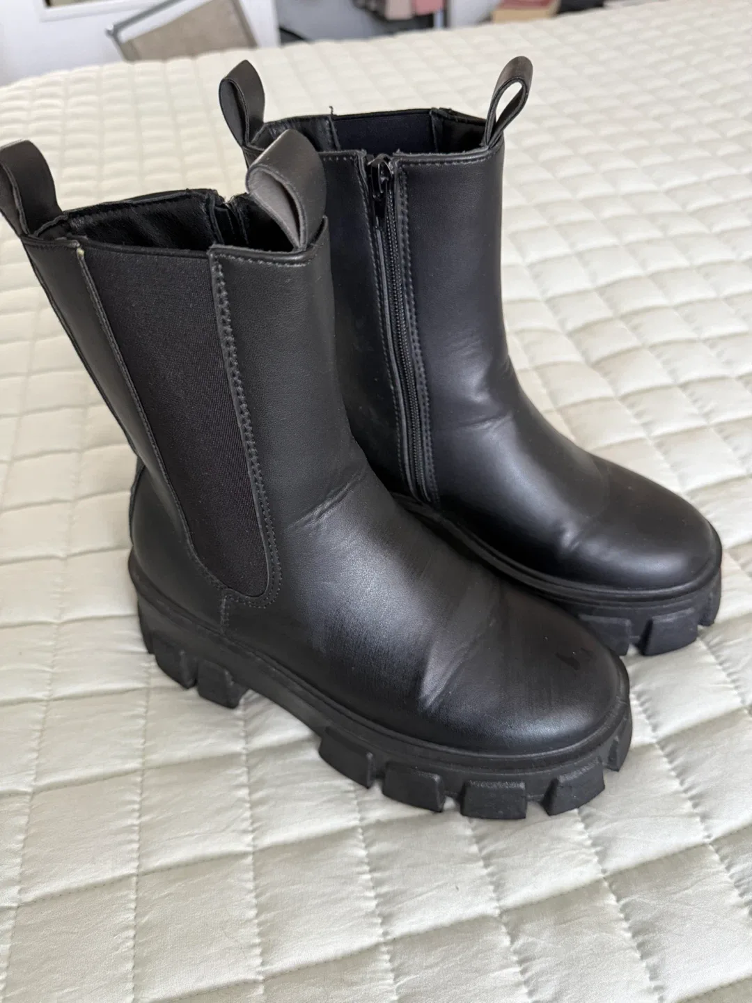 Black Leather Boots image indicator(3)