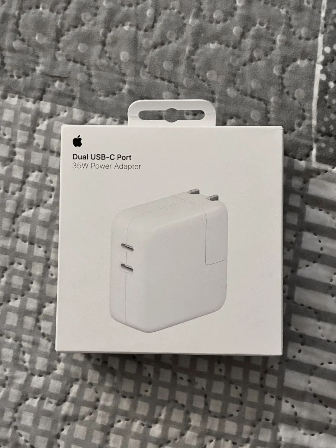 New Apple 35W Dual USB-C Port Power Adapter