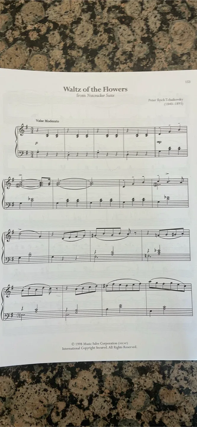 Easy Piano Favorites Sheet Music image indicator(8)