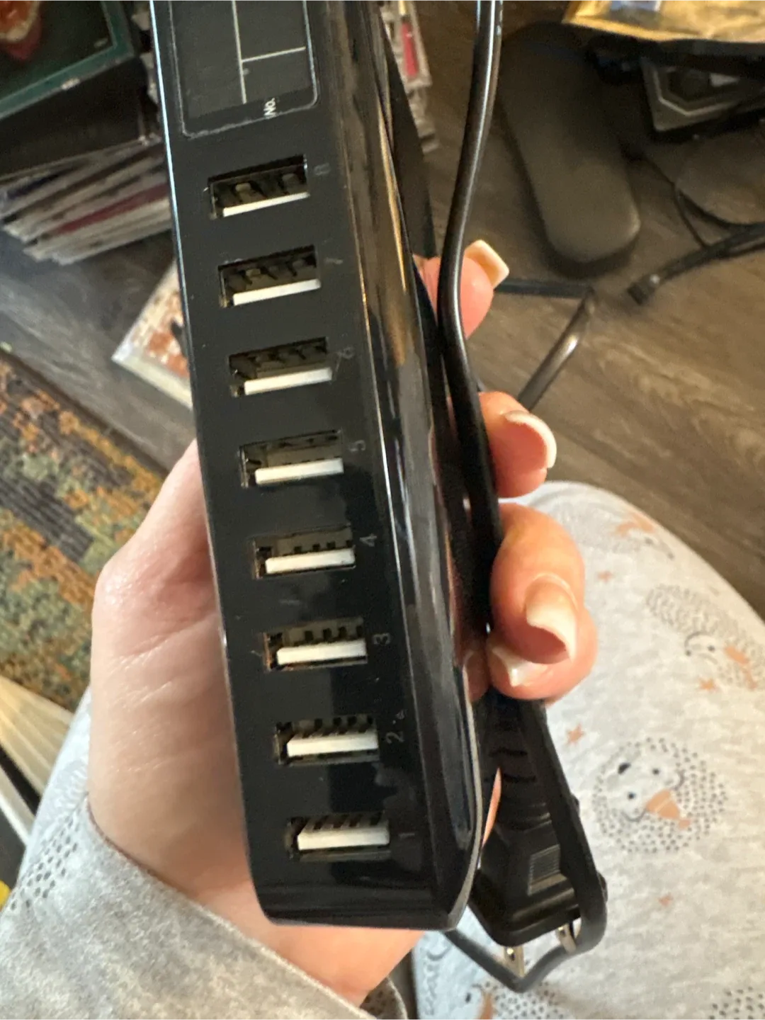 Smart USB Charger image indicator(2)