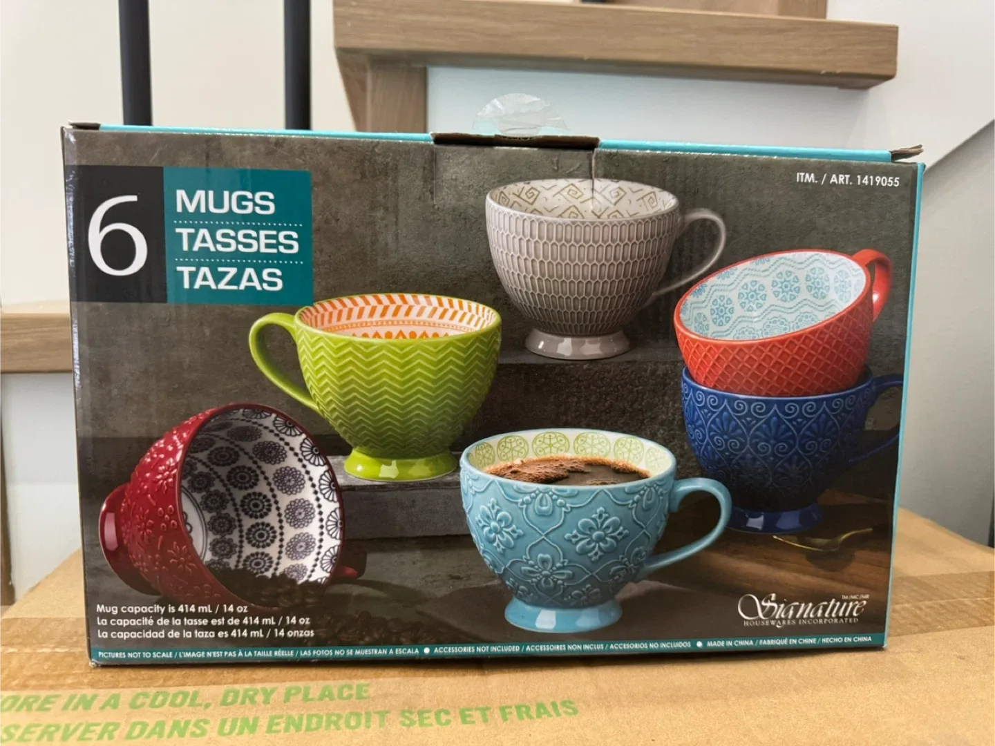 Signature Housewares 6-Piece Mug Set, New in Box