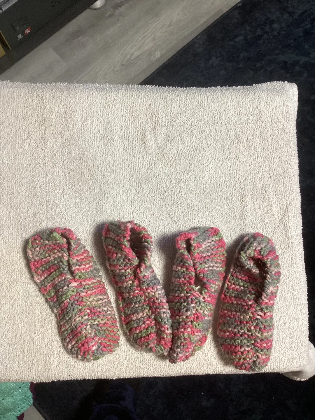 Handmade Dog Hat & Knitted Slippers Set image indicator(2)