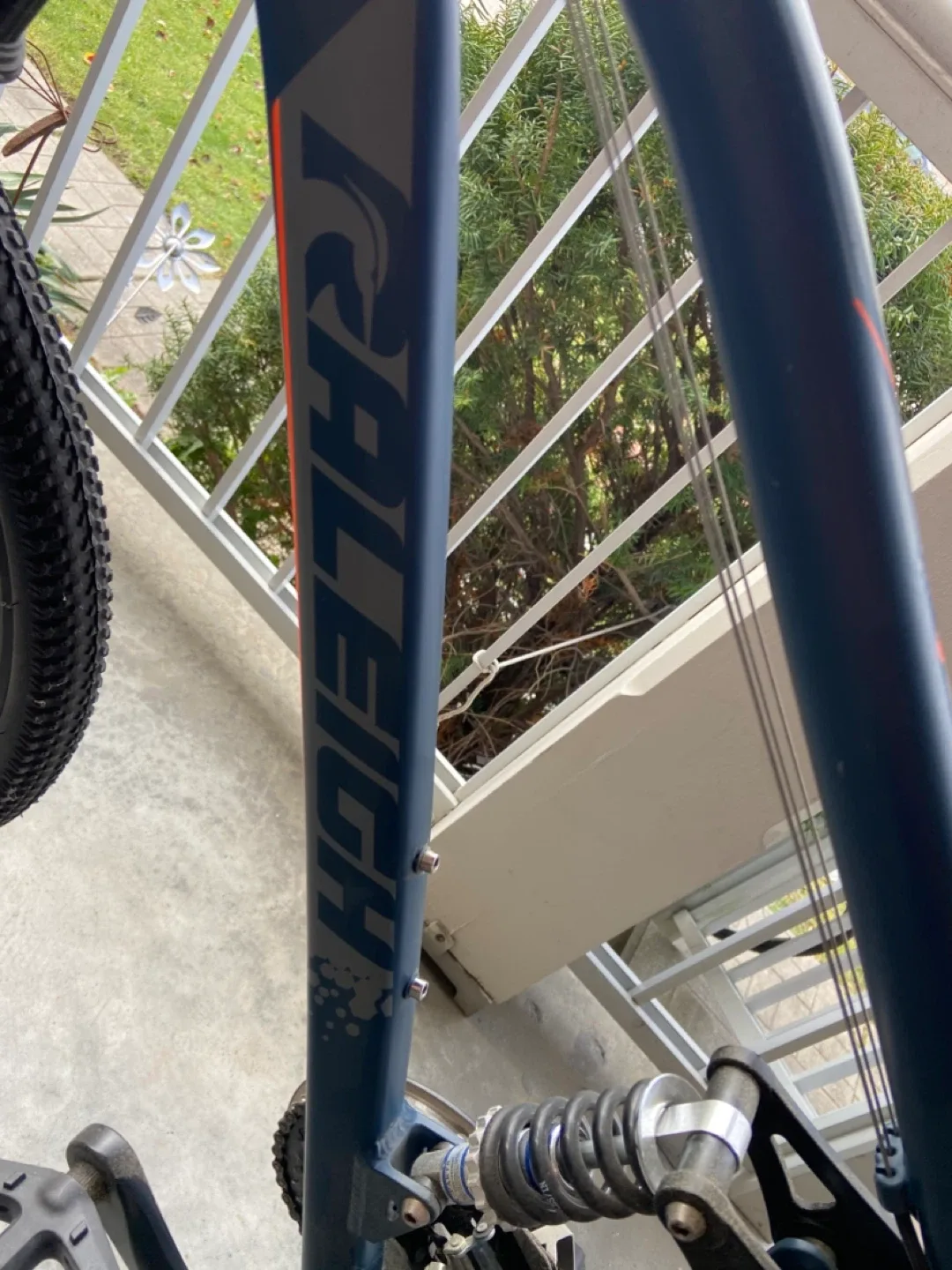 Raleigh Chase Mountain Bike image indicator(5)