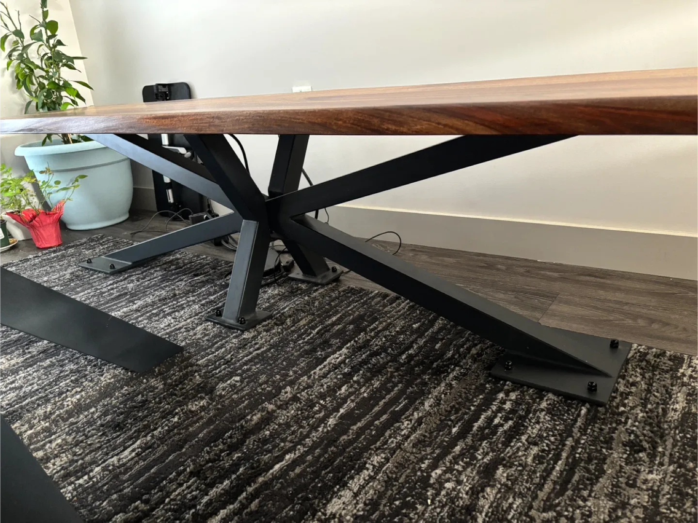 Solid Sheesham Live-Edge Dining Set – Table + Bench + 3 Chairs image indicator(5)