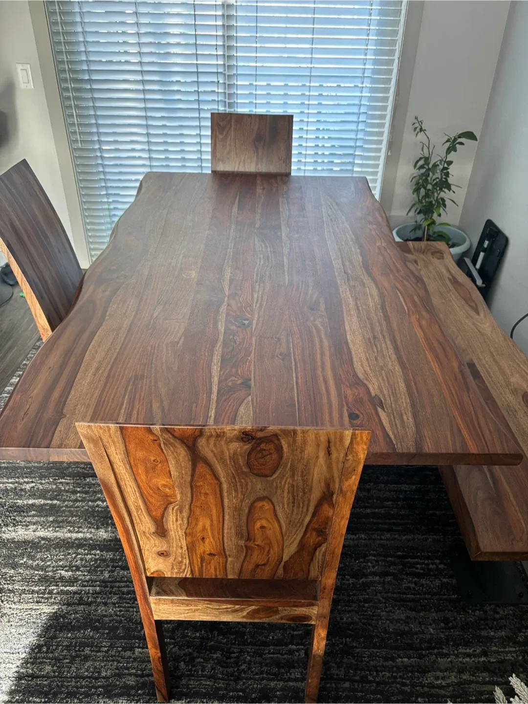 Solid Sheesham Live-Edge Dining Set – Table + Bench + 3 Chairs