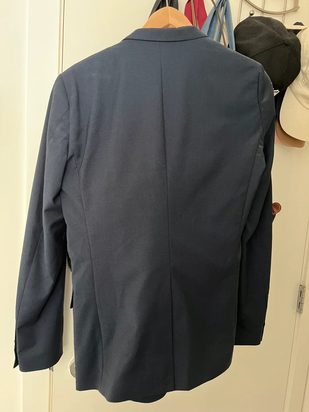 H&M Navy Blue Blazer - Size 34R image indicator(2)