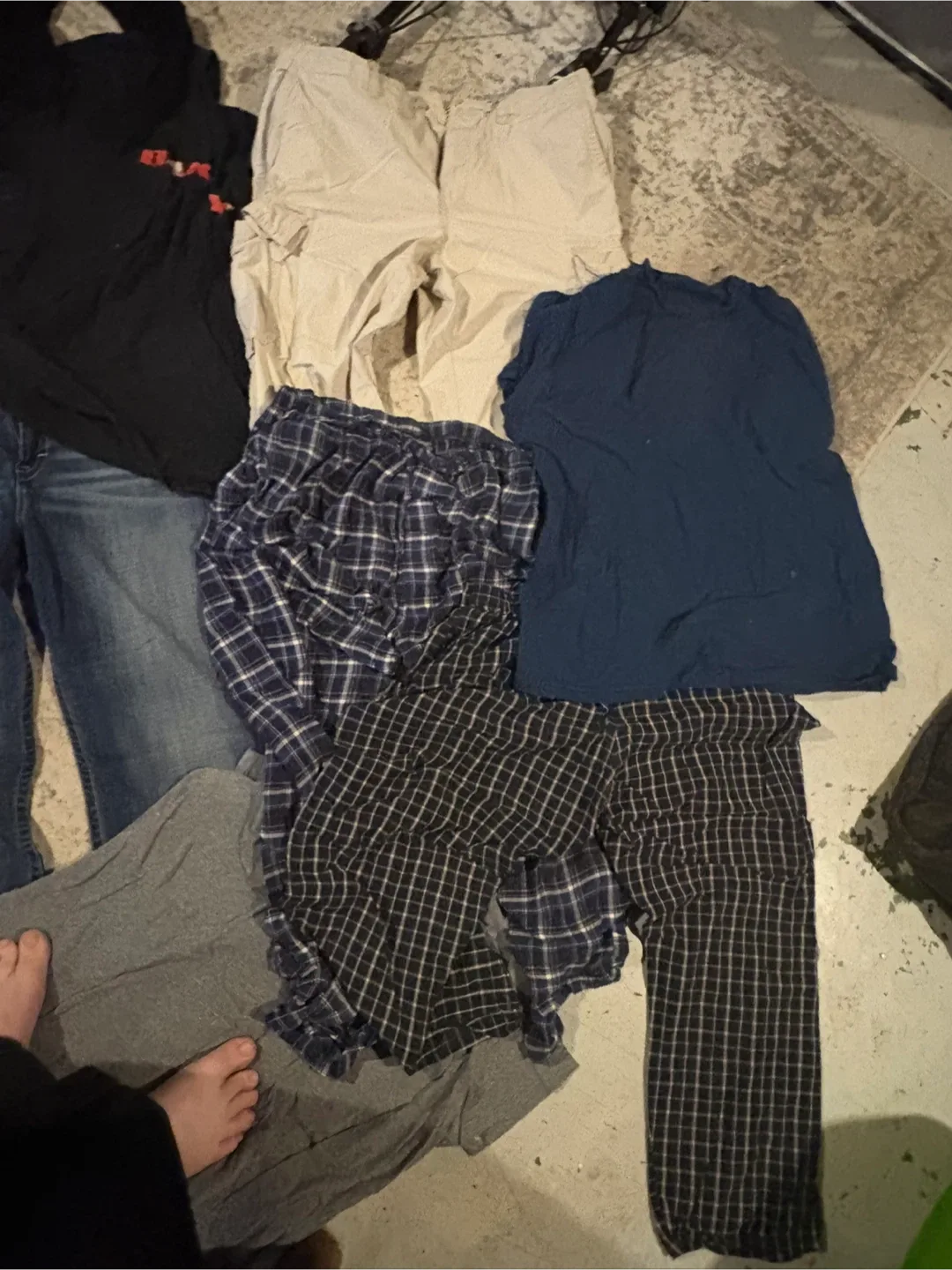 Clothing Care package for someone in need image indicator(7)