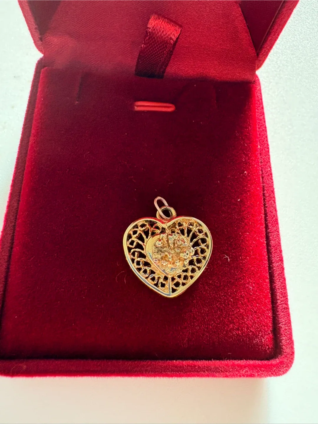 14K Gold Heart Pendant