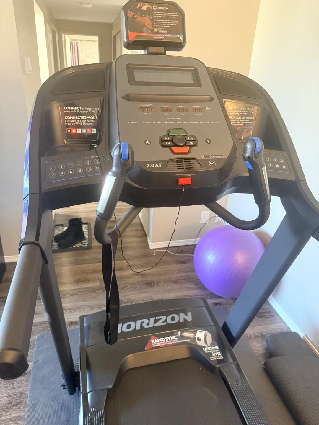 Horizon 7.0 AT Treadmill image indicator(4)