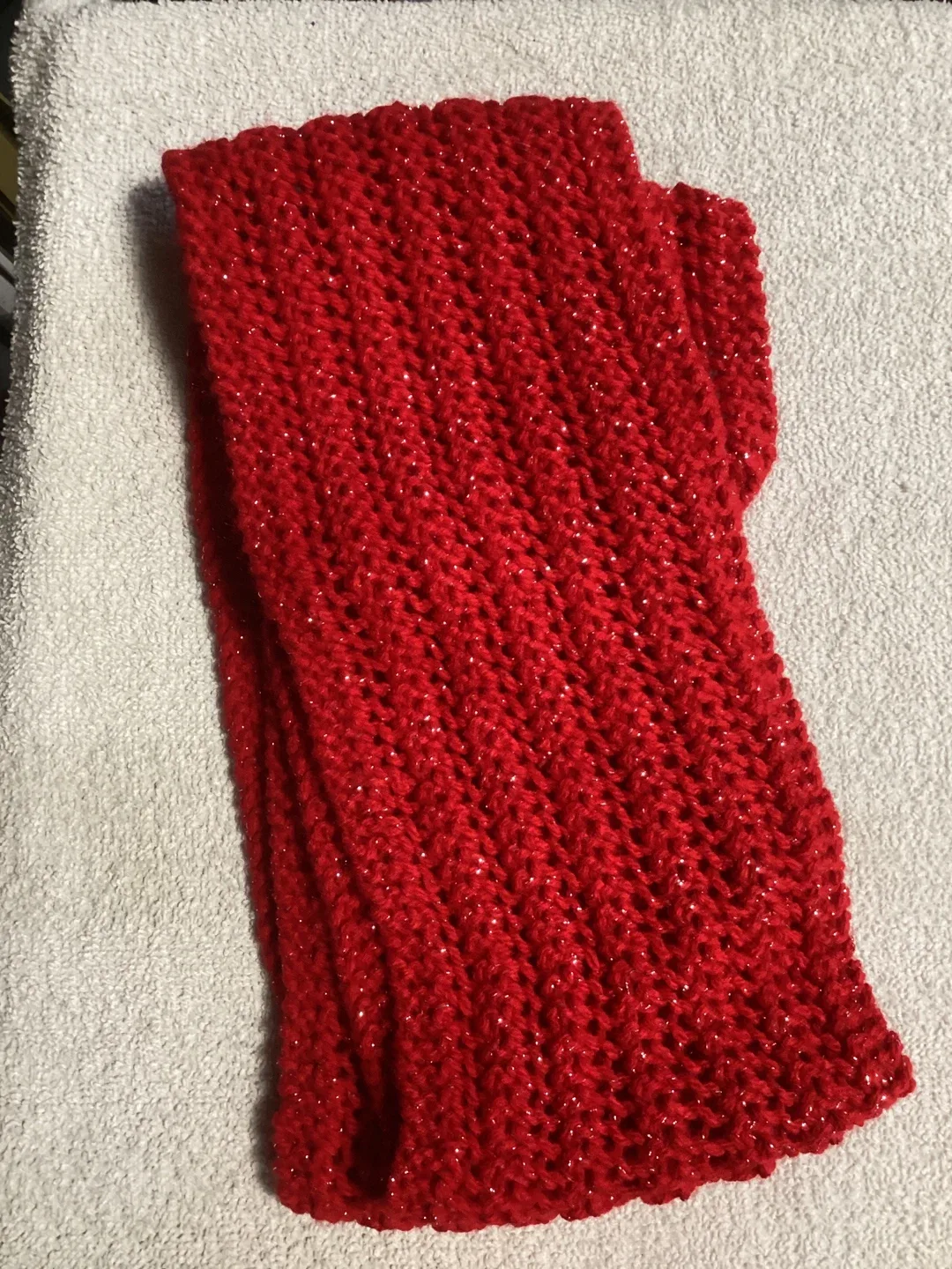 Red Knitted Hat, Scarf & Headband Set image indicator(4)