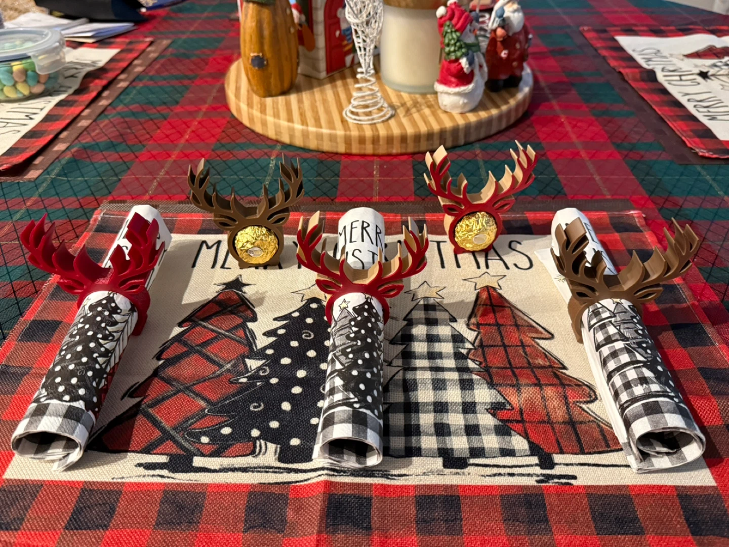 Reindeer Ferrero Rocher Chocolate Holder - photo 5