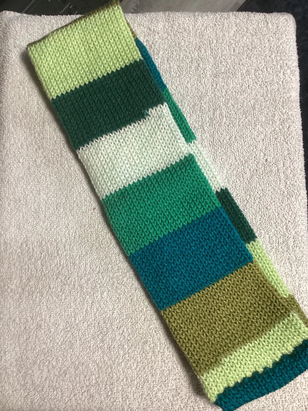 Handmade Knitted Scarf and Headband Set image indicator(3)