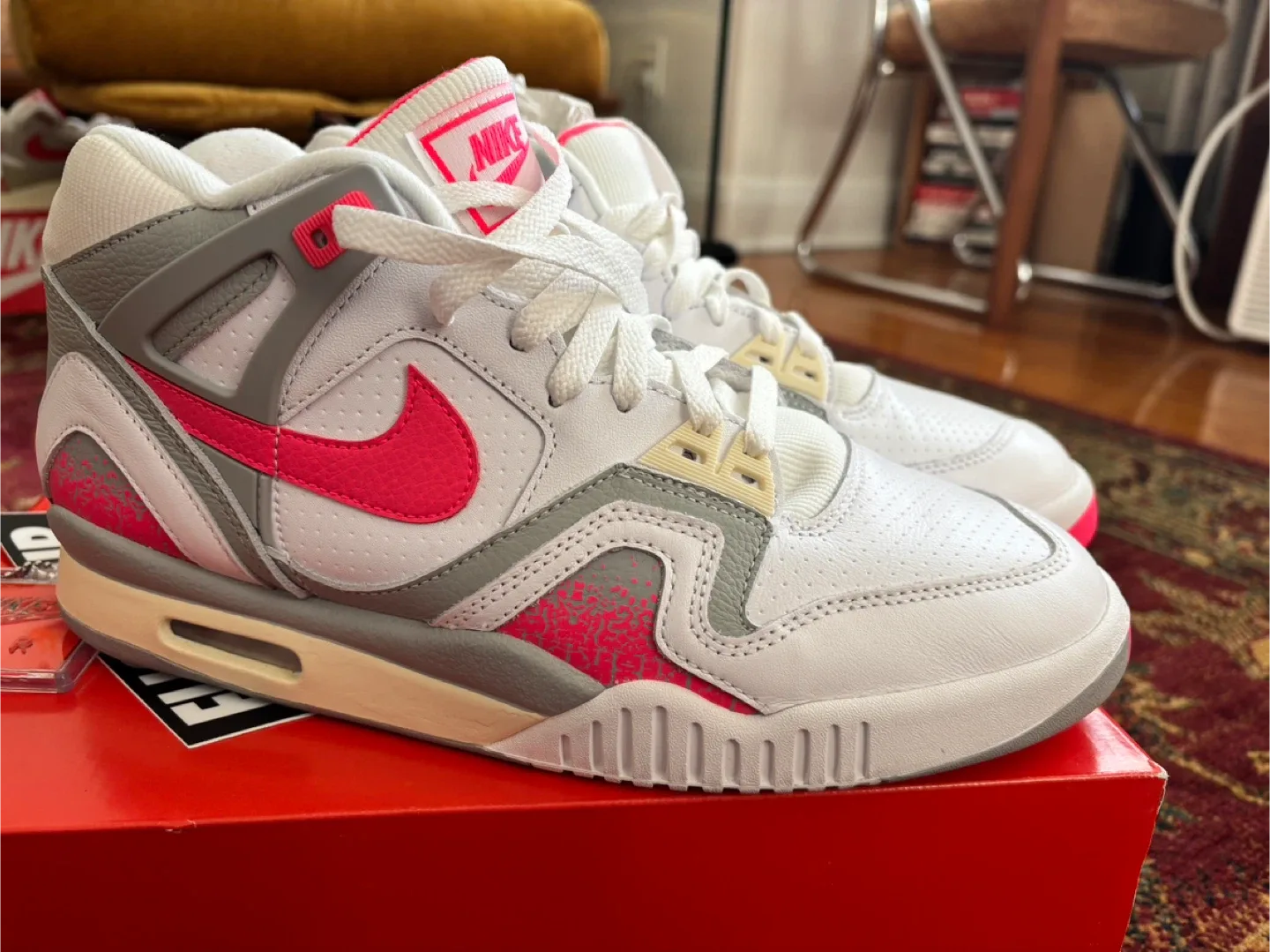 Nike Air Tech Challenge II