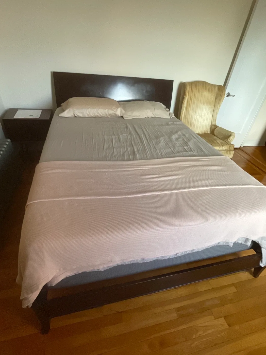 Full Size Bed Frame image indicator(2)