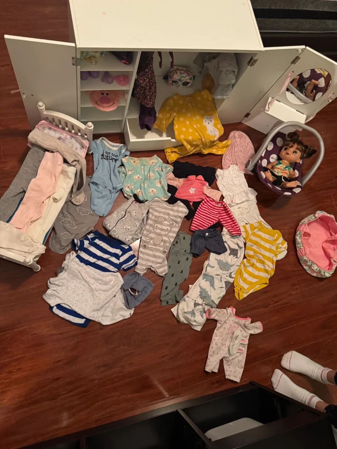 Doll Clothes and Accessories image indicator(5)