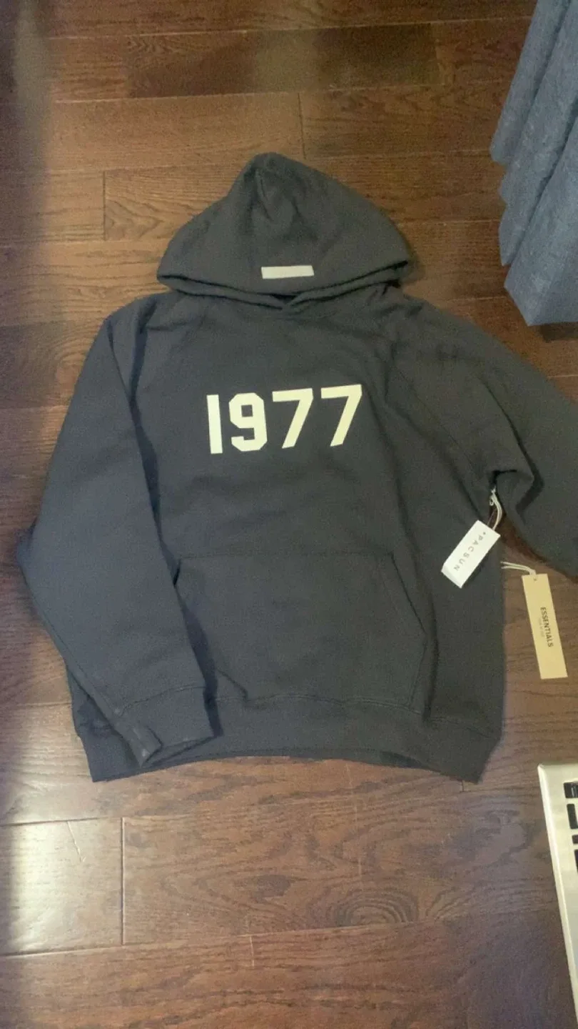 Essentials Fear of God 1977 Hoodie & Sweatpants Set image indicator(2)