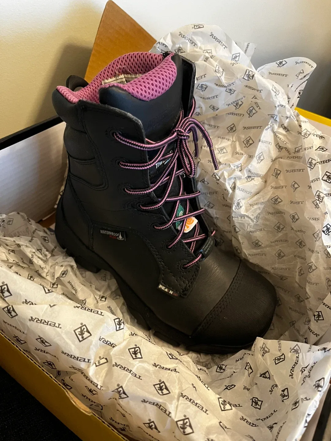 Terra Wolverine Waterproof Safety Boots - US 6W image indicator(4)