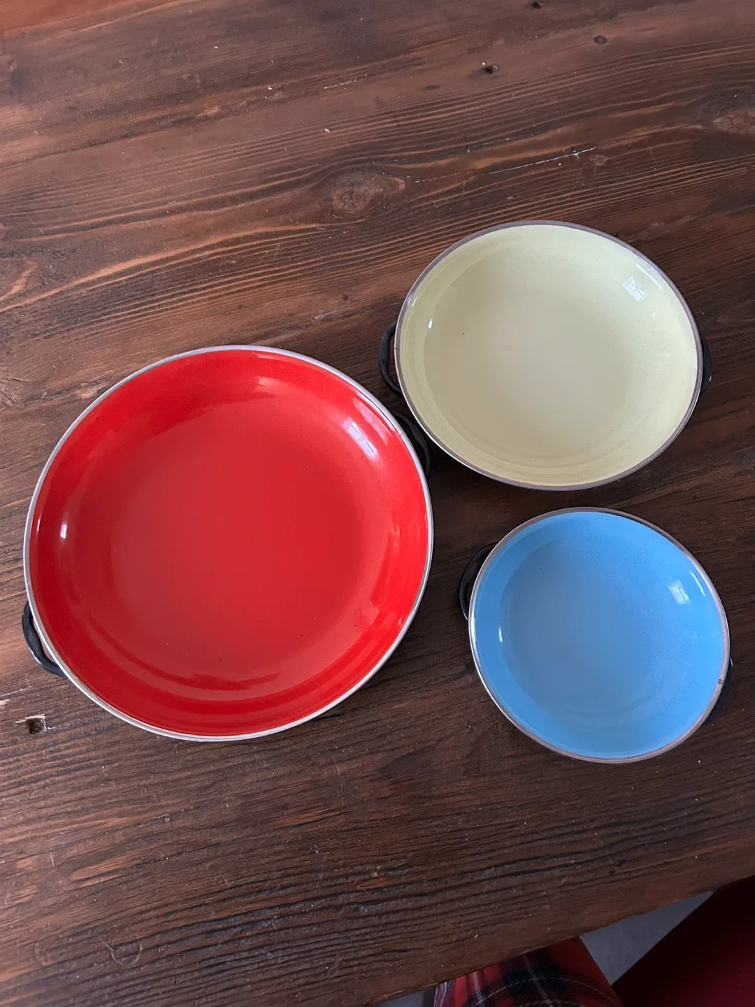 B&M Douro Enamelware Bowls - Red, Yellow, Blue