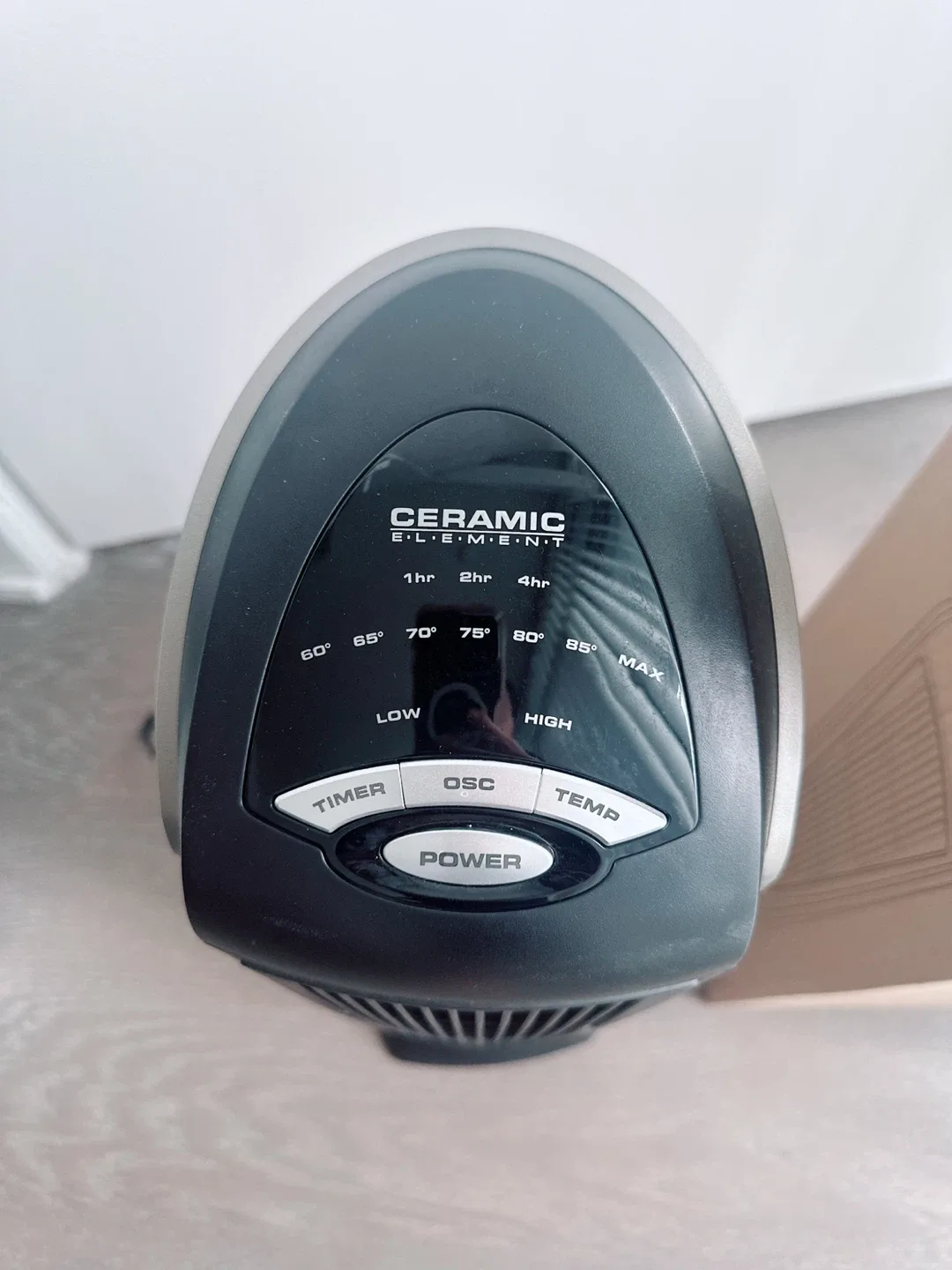 Air King Oscillating Ceramic Tower Heater - Like New! image indicator(3)