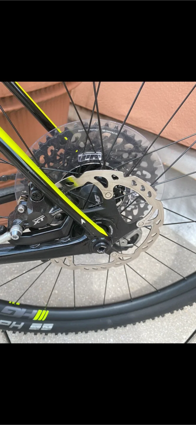 Cannondale Scalpel Carbon 3 Mountain Bike image indicator(3)