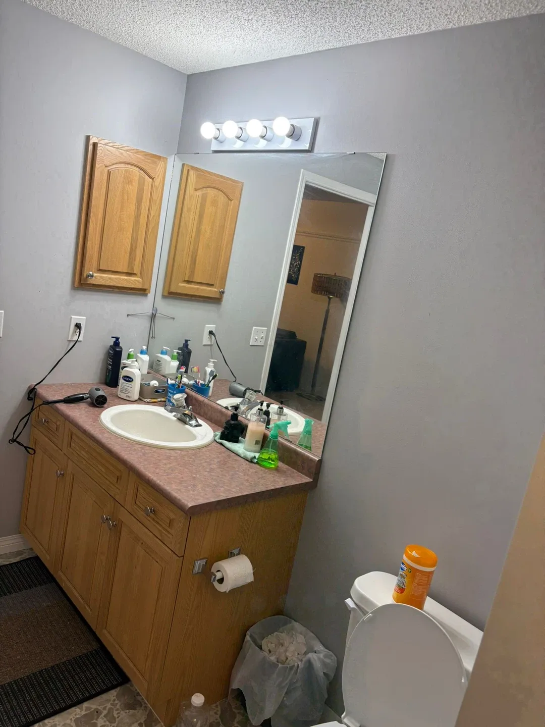 Room for Rent image indicator(8)