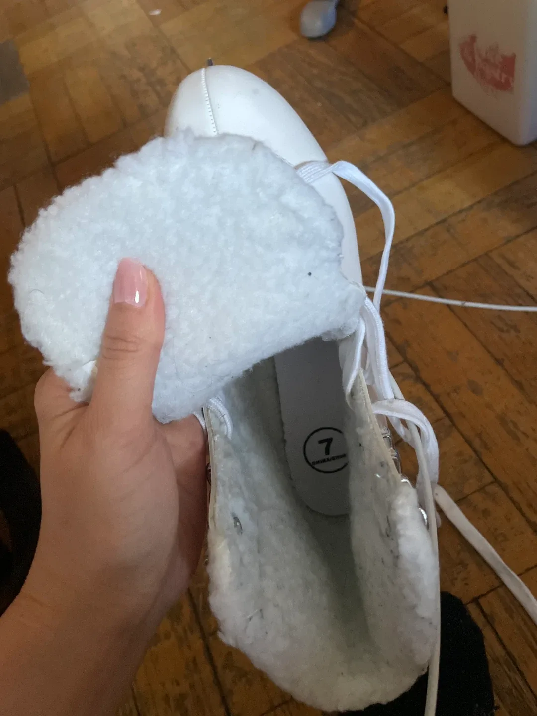 Skate Canada Ice Skates - Size 7 image indicator(3)