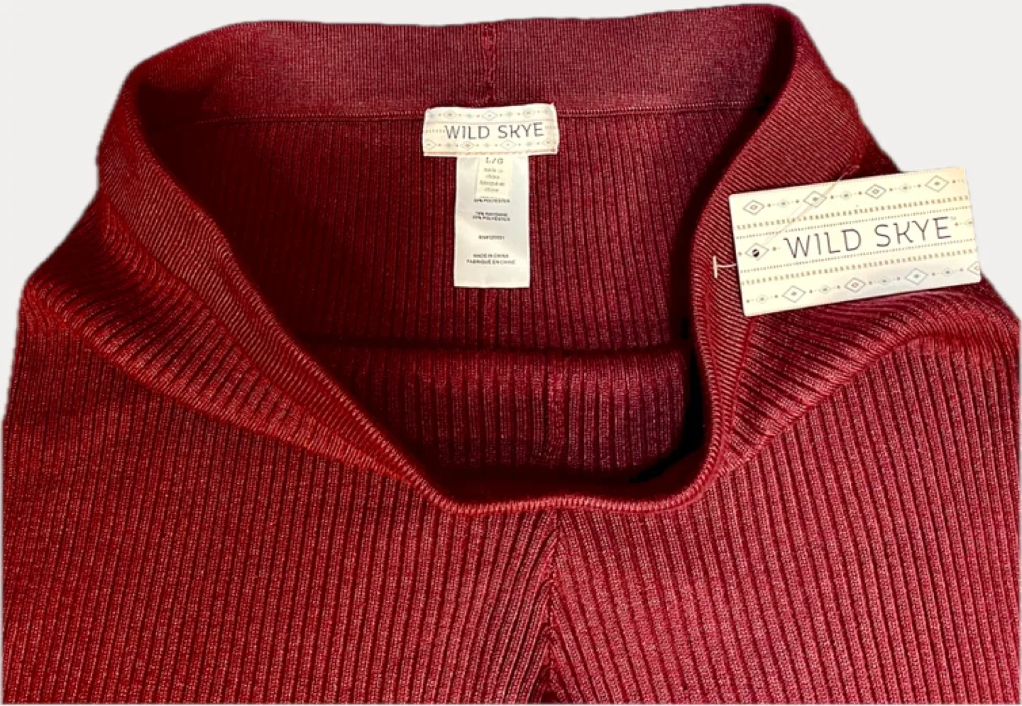 Wild Skye Burgundy Ribbed Flare Leggings -NEW WITH TAGS L/G