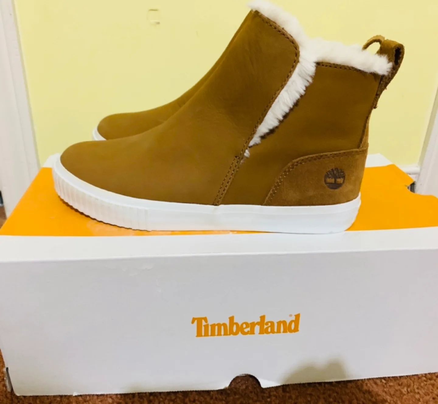 Timberland Women's Boot - Size 6 image indicator(2)