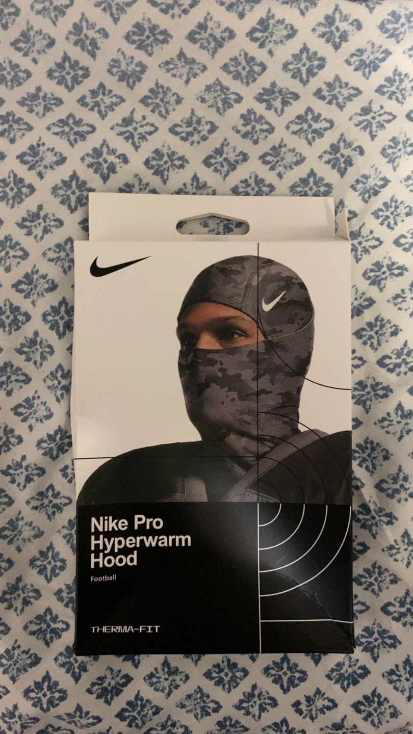 Nike Pro Hyperwarm Hood - Football Balaclava