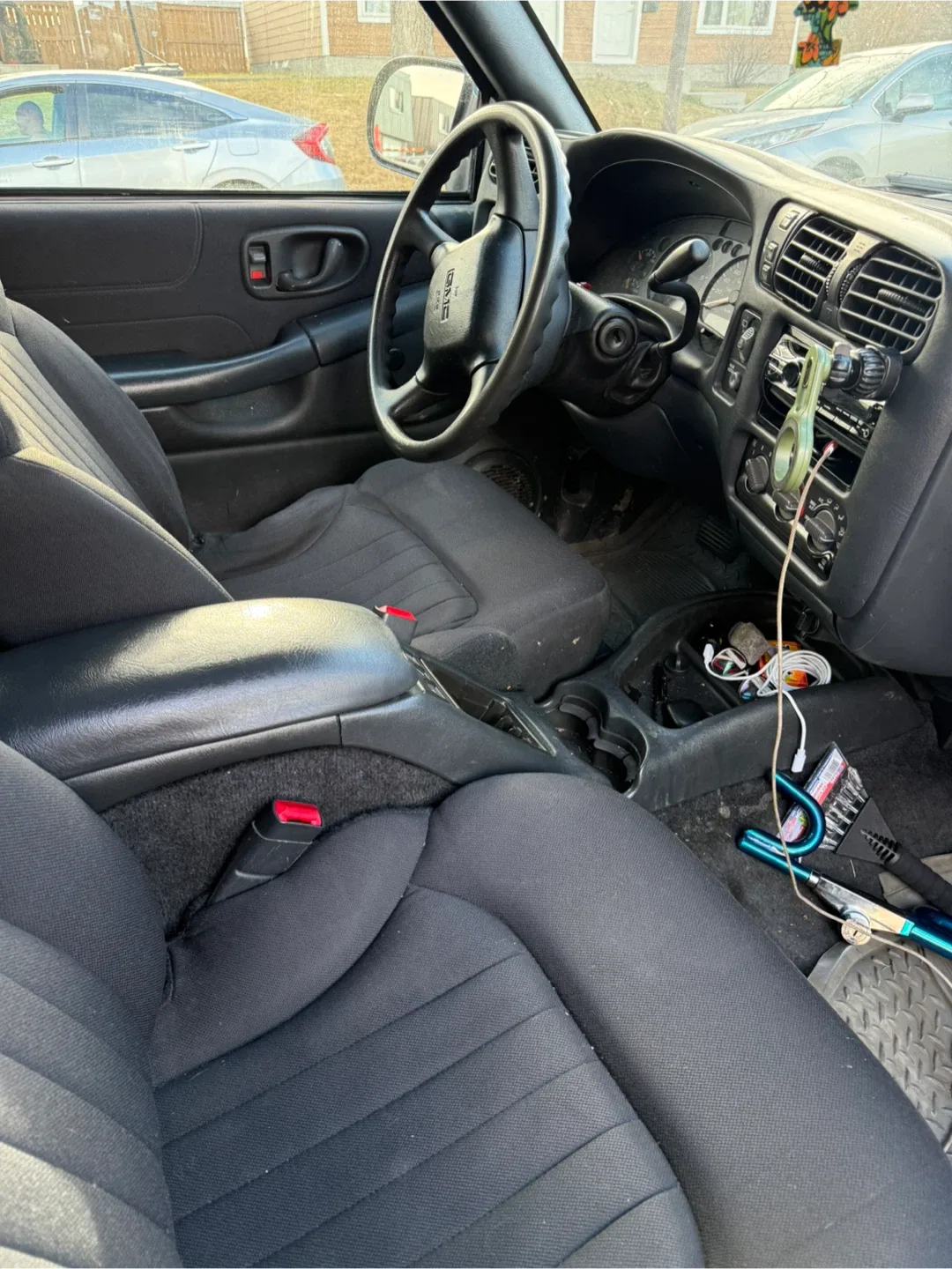 GMC Jimmy SUV - Great Condition! image indicator(5)