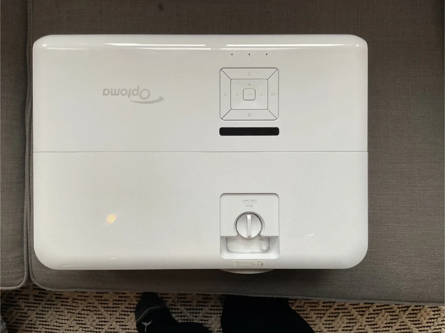 Optoma 4K UHD Projector image indicator(4)