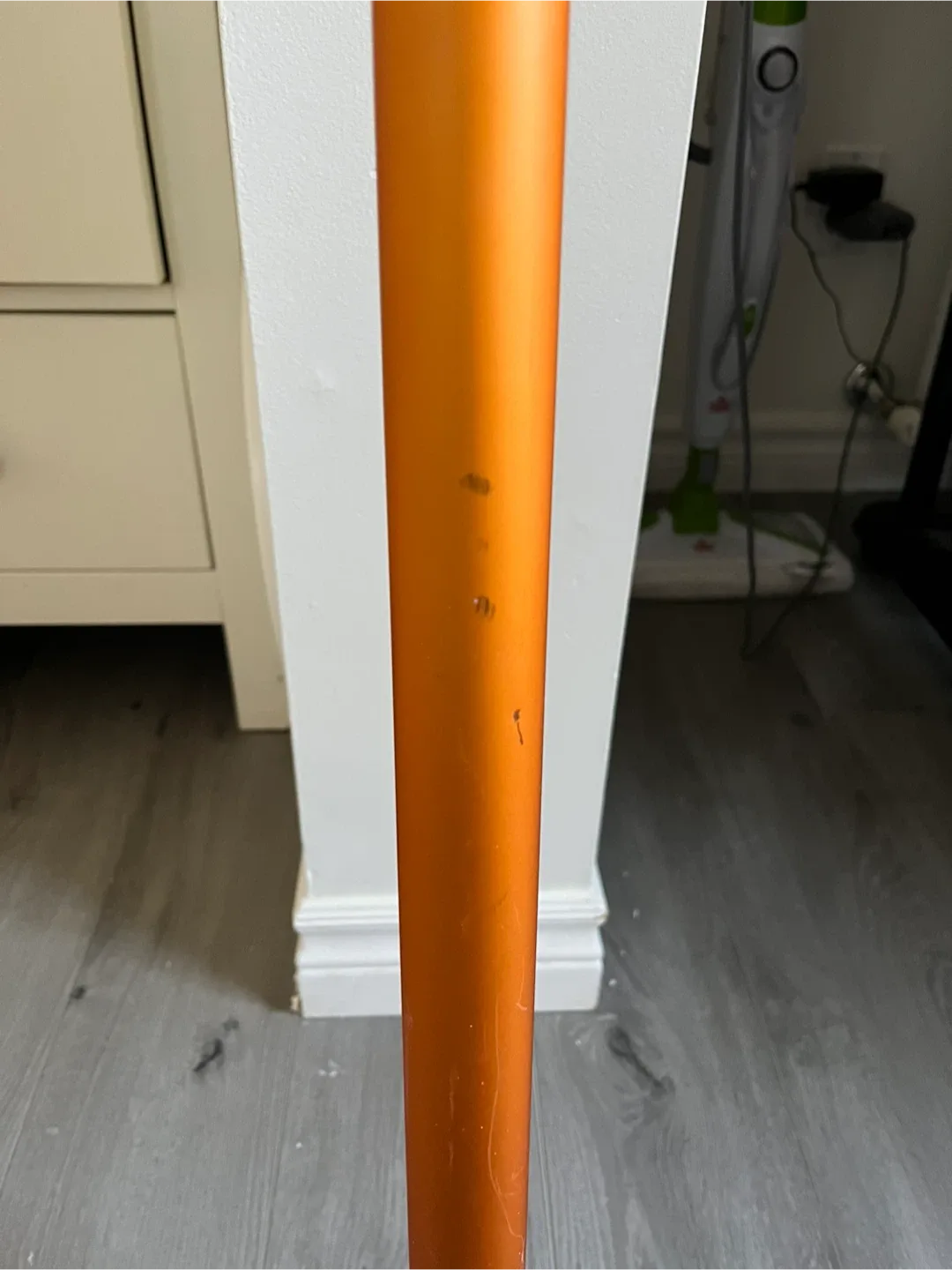 Dyson V8 Absolute Vacuum image indicator(2)