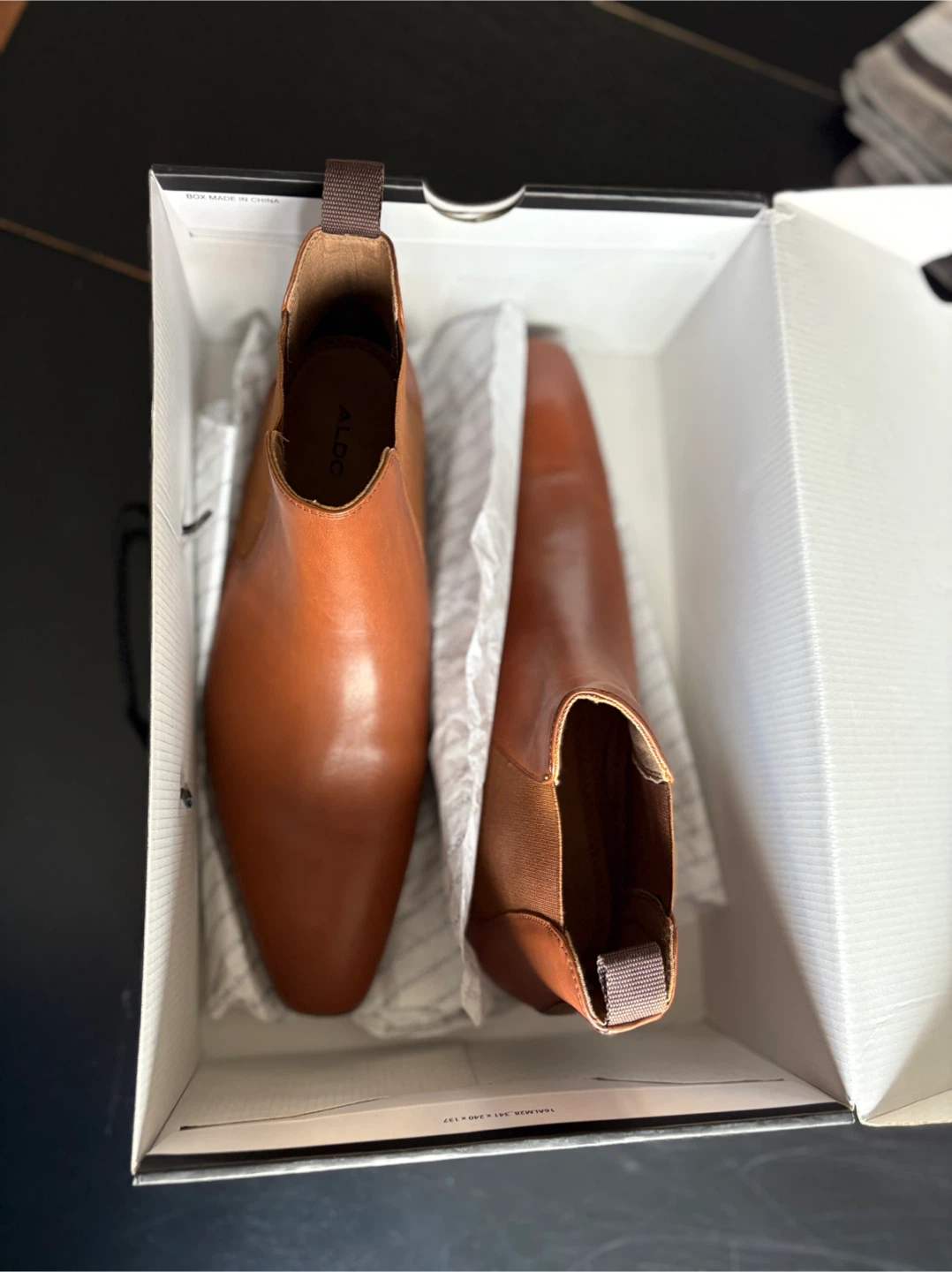 Brand new, never worn ALDO men’s chelsea boots - photo 2