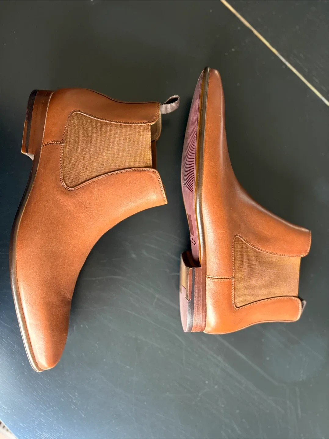 Brand new, never worn ALDO men’s chelsea boots image indicator(5)