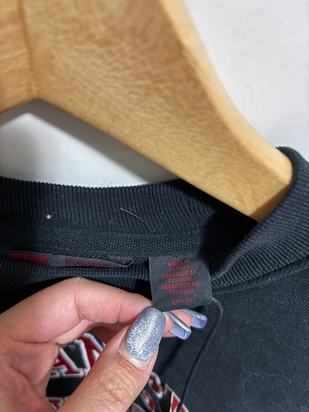 Levi's x Stranger Things Black Sweatshirt - photo 4