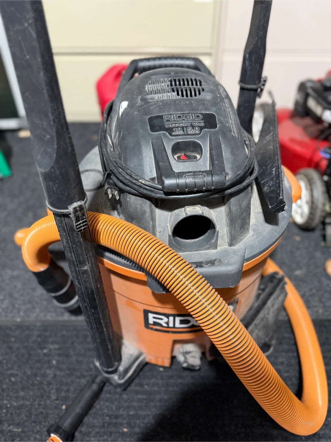 RIDGID 12 Gallon 5.0 Peak HP Wet/Dry Vac
