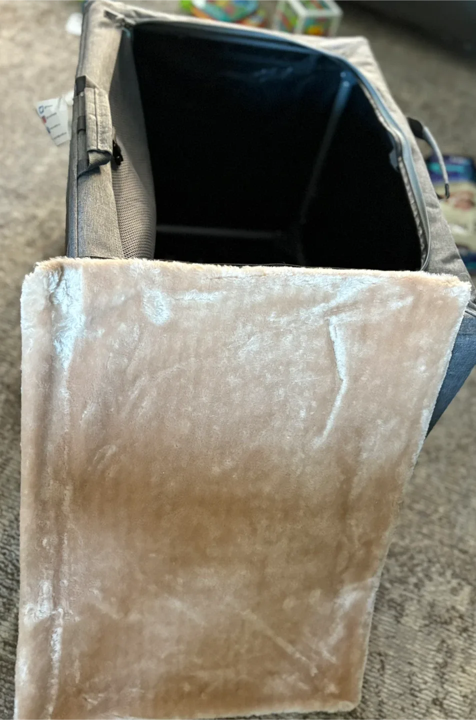 Soft Sided Dog Crate, Portable Dog Kennel image indicator(8)