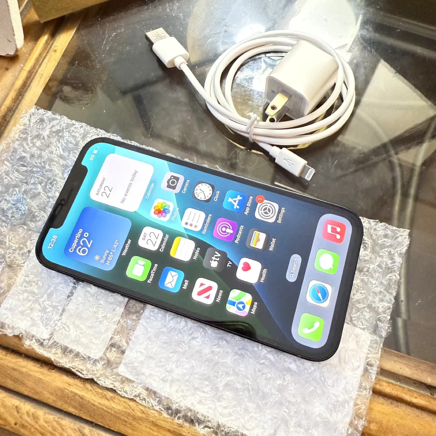 Apple iPhone 12 64GB unlocked for any company image indicator(3)