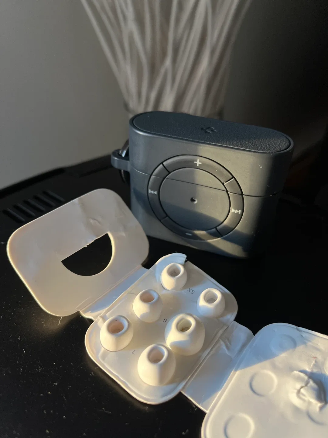 Apple Airpods Pro 2nd Gen image indicator(7)