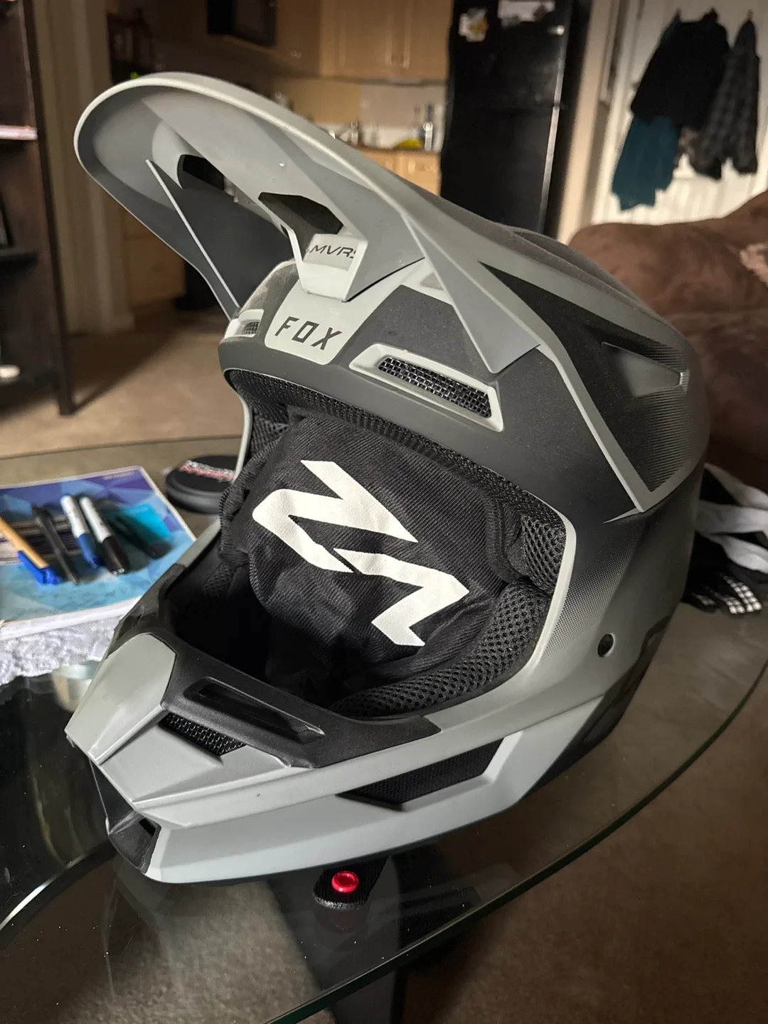 Fox Racing V2  Helmet - Size Large