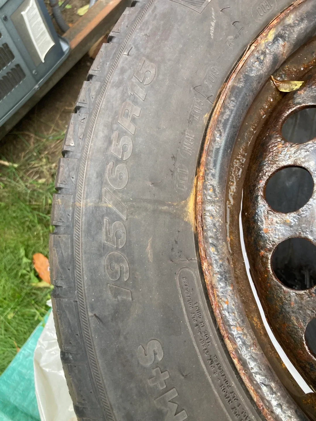 Set of 4 Winter Tires 195/65R15