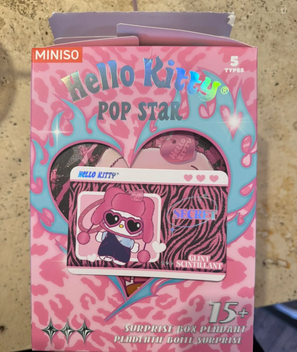 [SECRET] Miniso Hello Kitty Pop Star Surprise Box Pendant