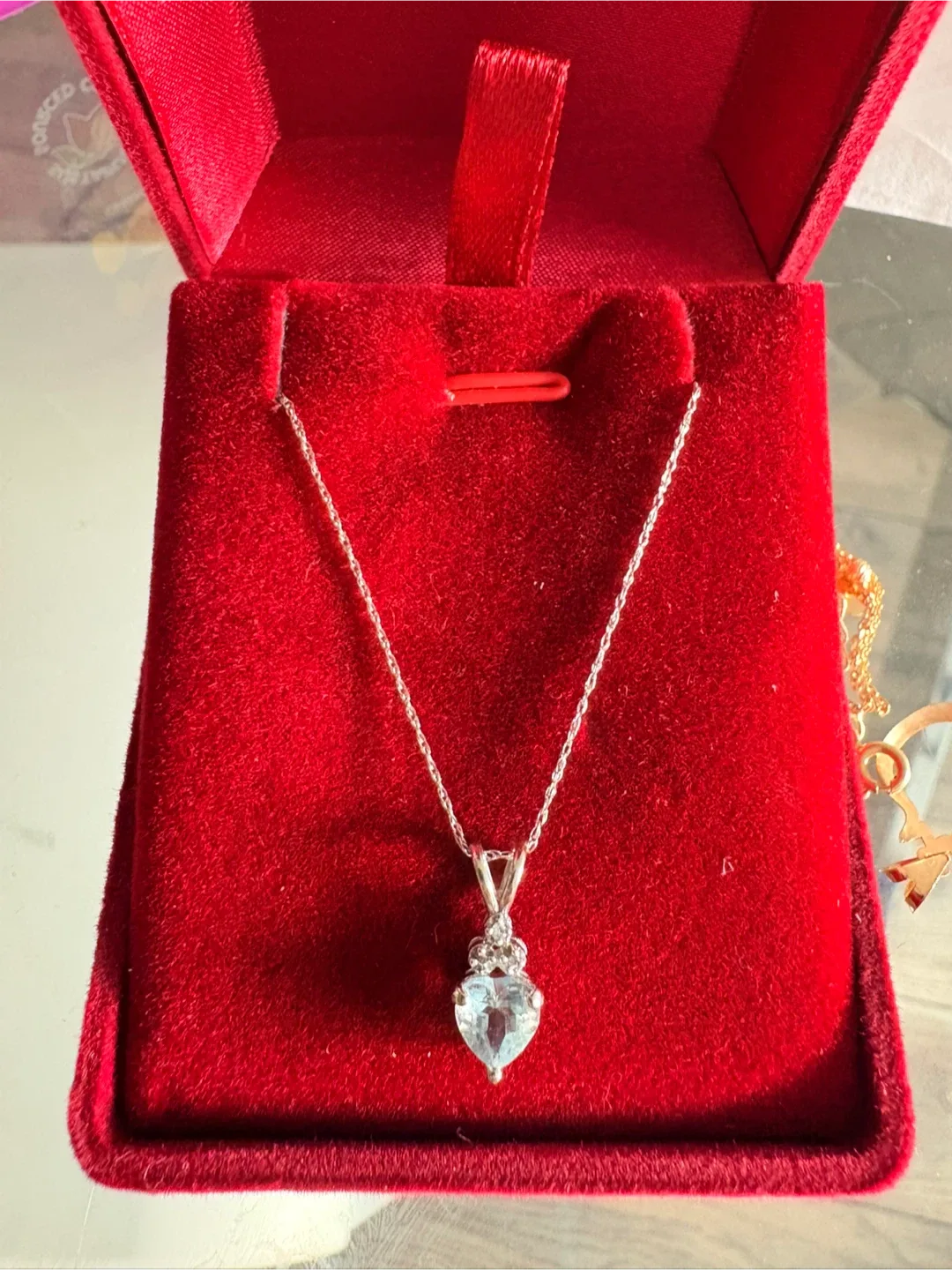 10k Heart  Necklace genuine Aqua image indicator(2)