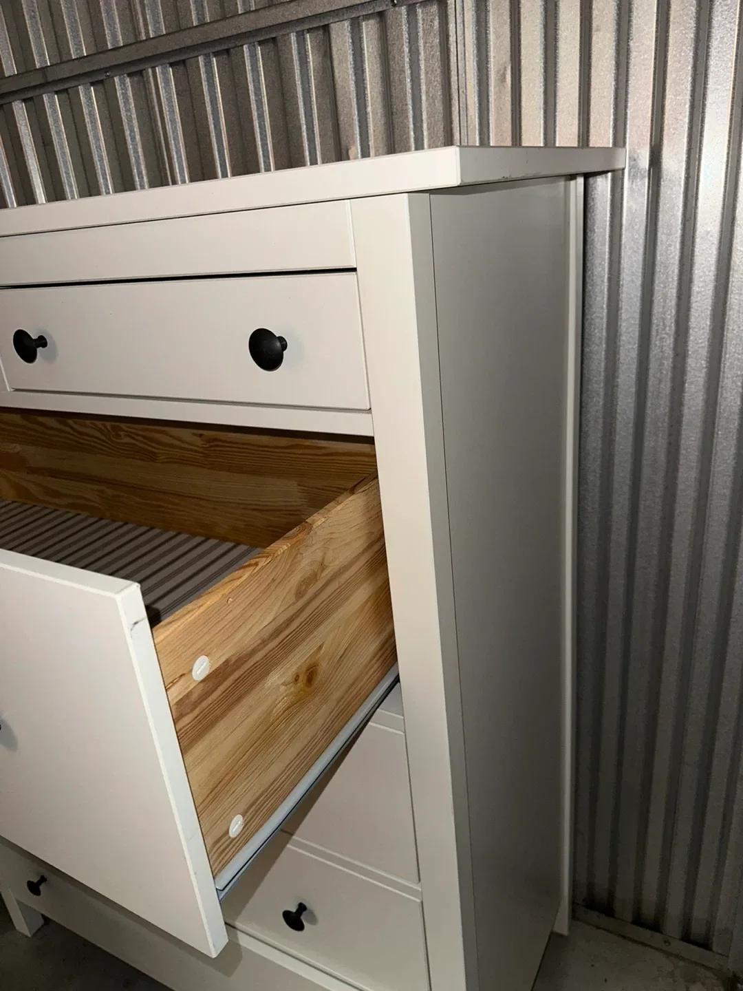 IKEA Hemnes White 6-Drawer Dresser image indicator(3)