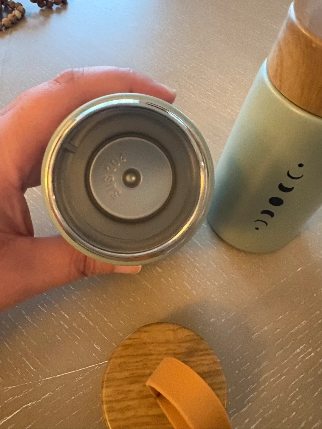 Stainless Steel Insulated Bottles image indicator(3)