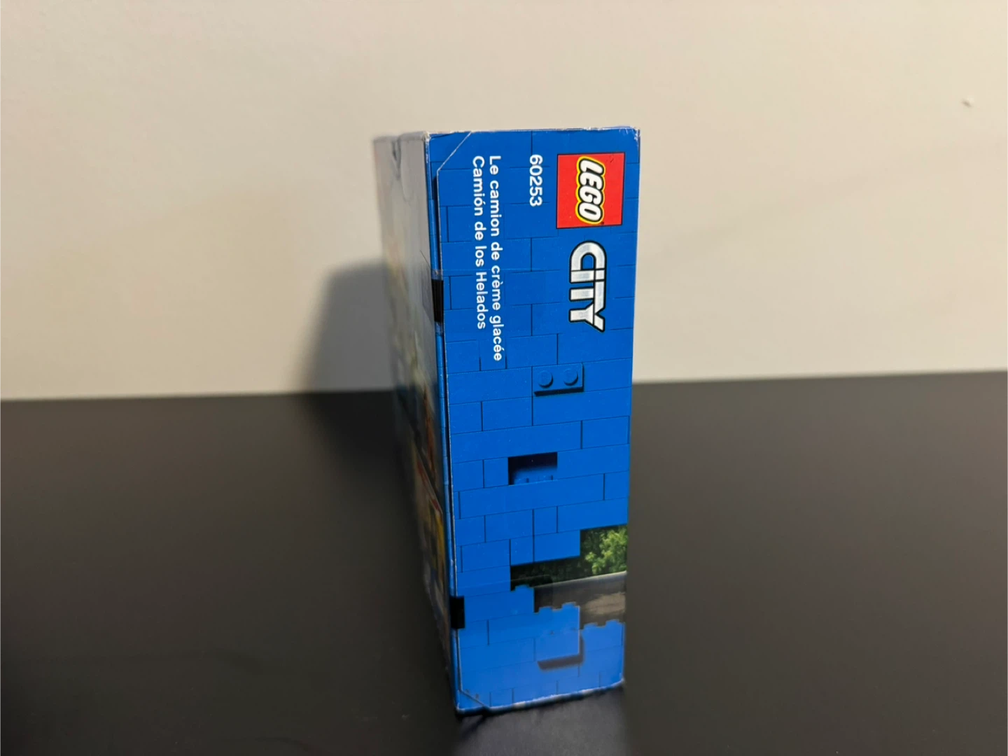 New LEGO City Ice-Cream Truck 60253 - photo 4