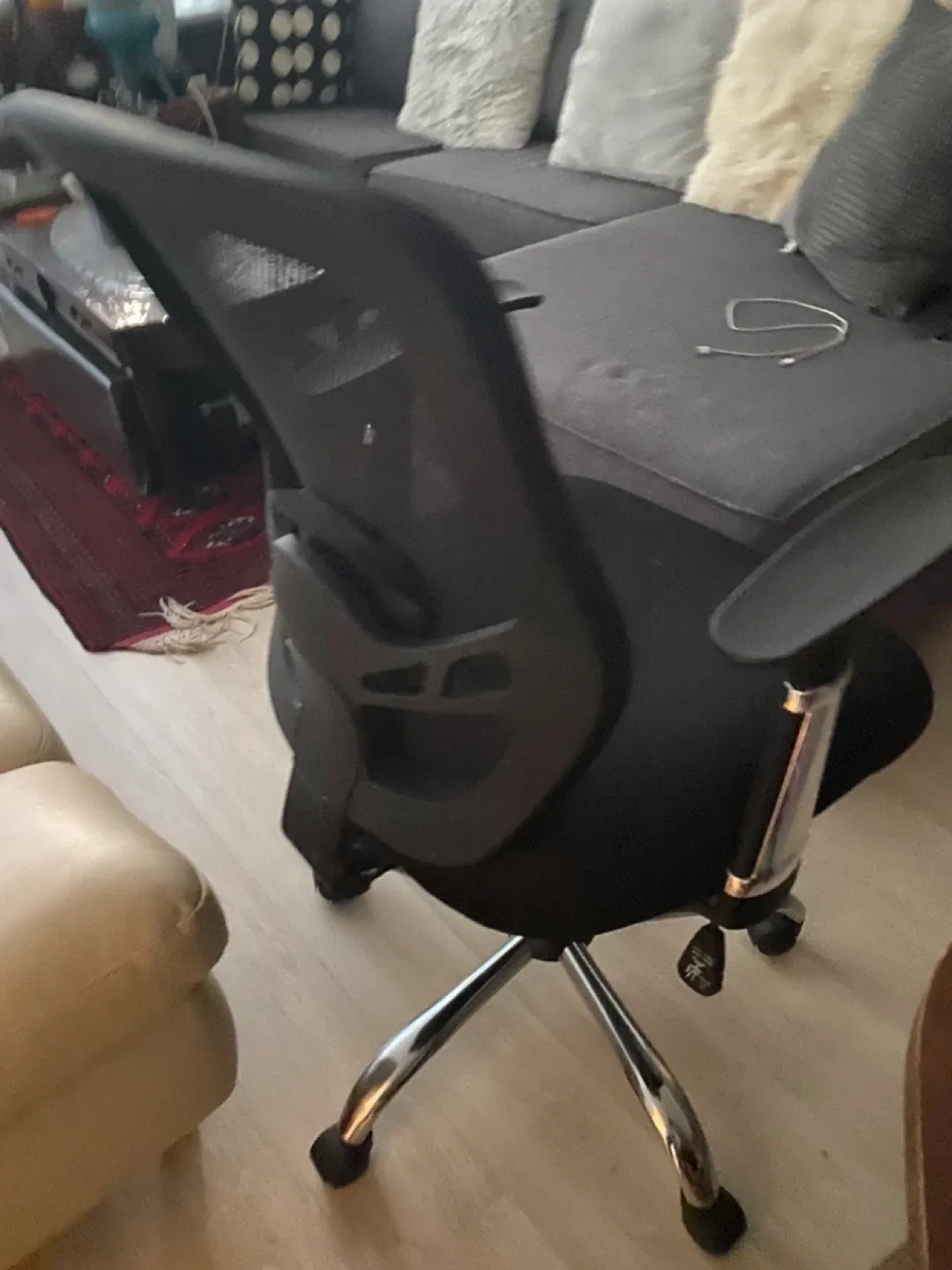 Black Mesh Office Chair image indicator(2)