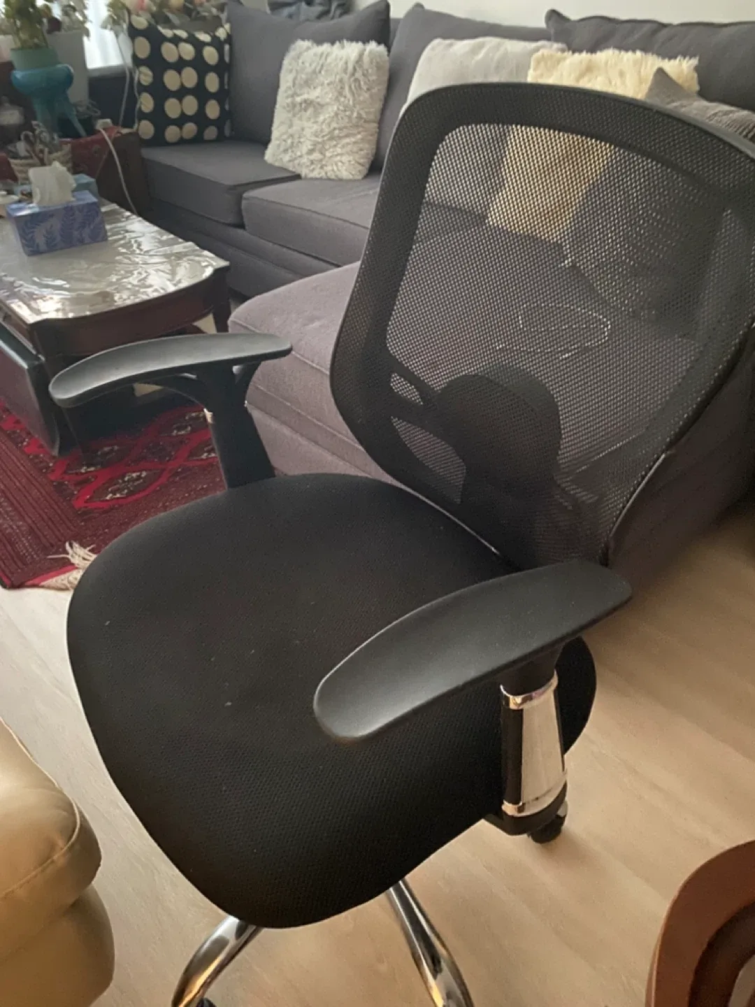 Black Mesh Office Chair