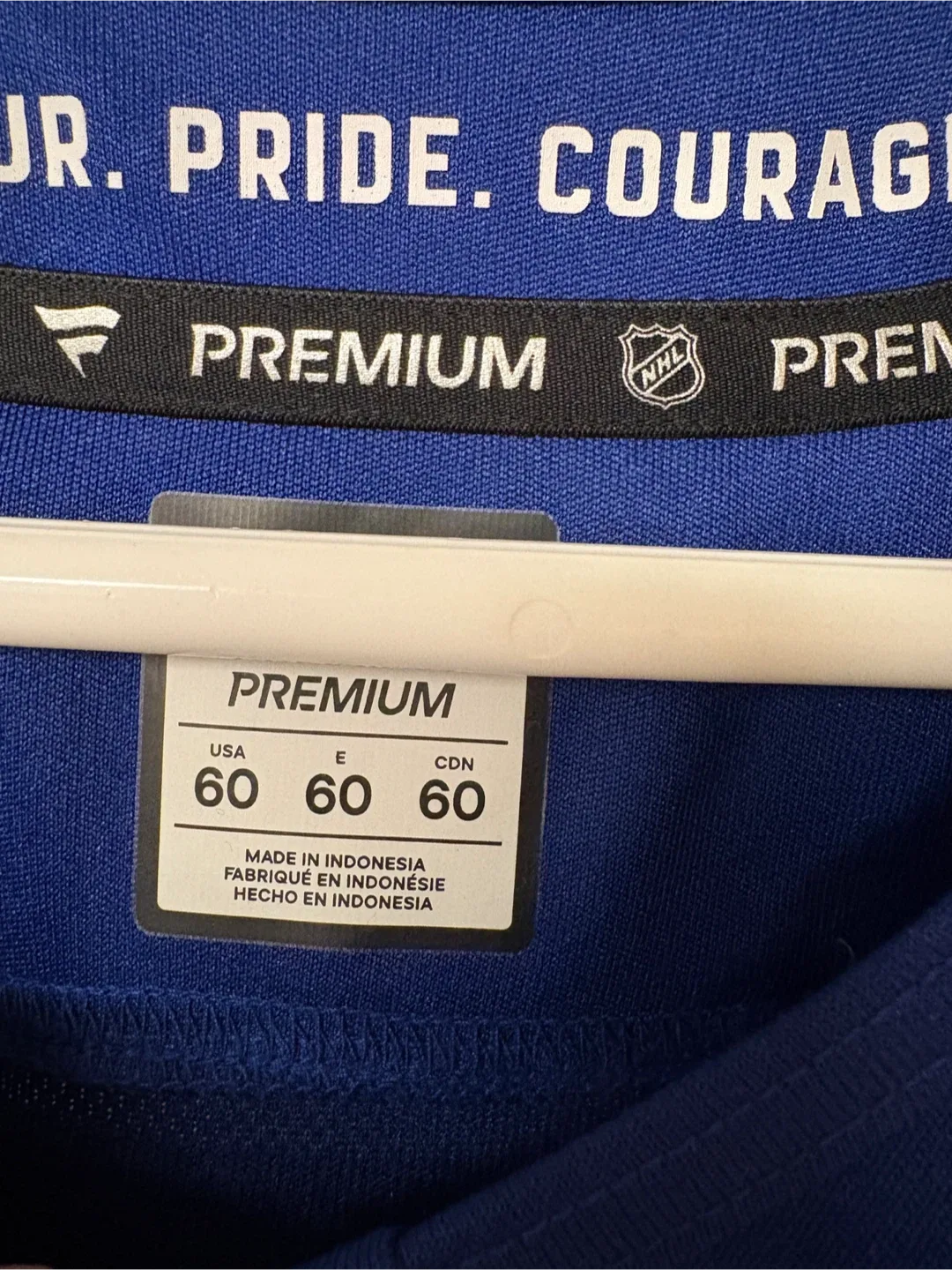 Toronto Maple Leafs Knies #23 Jersey (BRAND NEW ) image indicator(4)