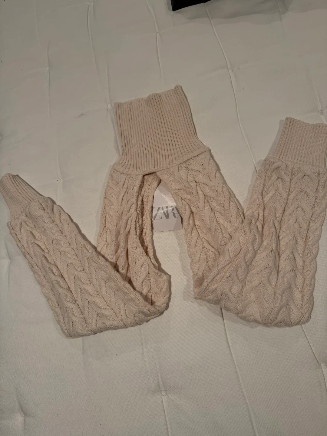 Zara Knit Arm Warmer - Cream image indicator(4)